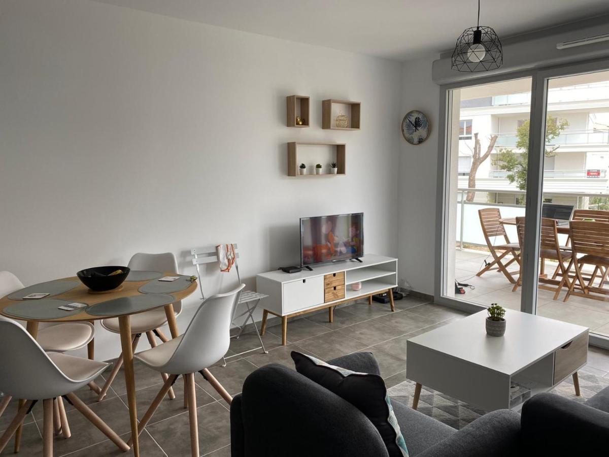 Appartement Neuf Moderne Avec Piscine Puget-sur Argens Exterior foto